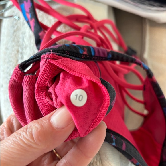 lululemon Athletica free to be wild bra 10 - Picture 5 of 5